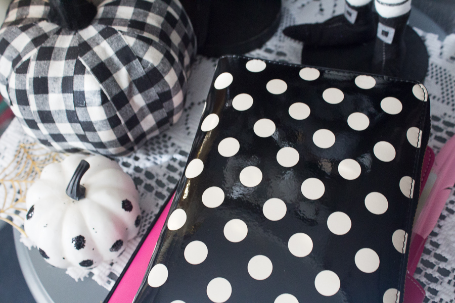 Black and White Inspired Bedroom | JM Creates