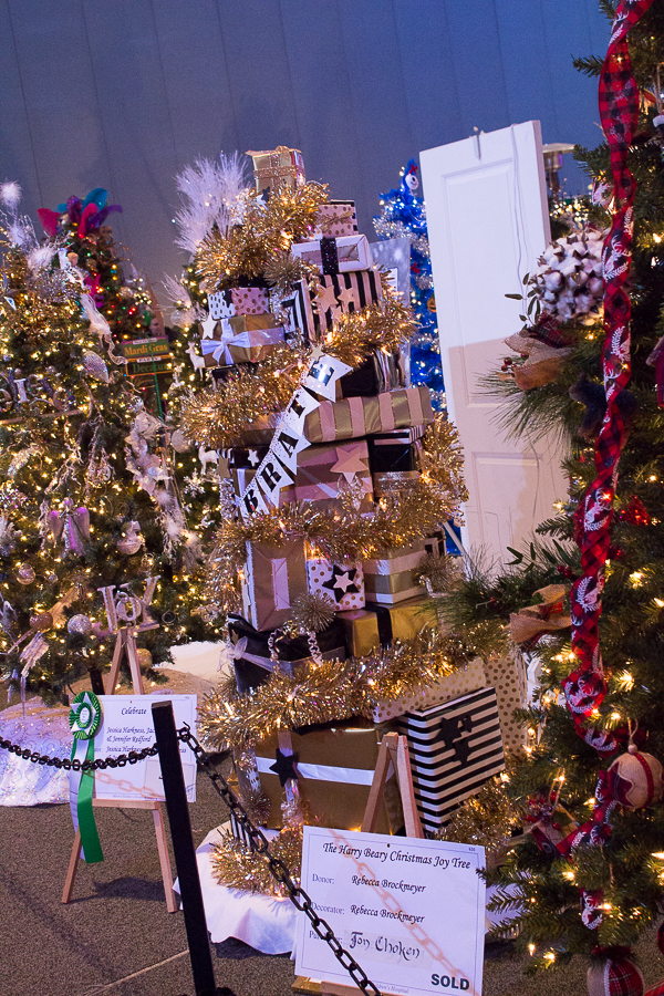 Holiday Tree Festival 2018 | Created by Jen Blog