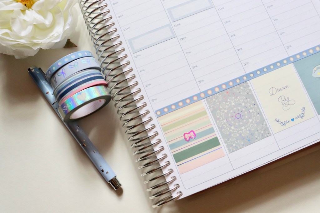 Weekly Planner Spread feat. Simply&nbsp;Gilded